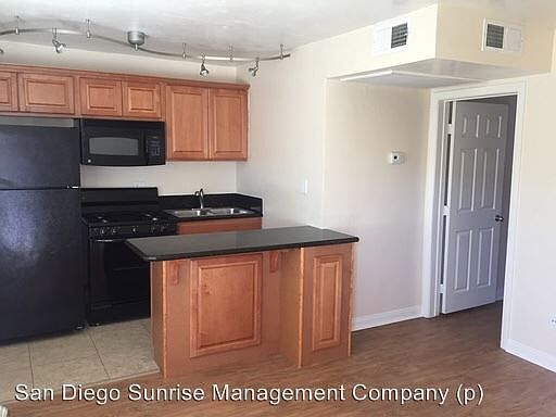 3rd image of 4639 35th St Unit 05