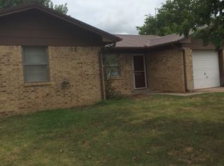 914 Raintree Dr, Ada, OK 74820