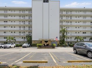 Meadowbrook Condo Apts Bl, Hallandale Beach, FL 33009