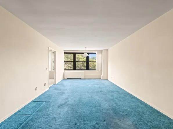 18-75 Corporal Kennedy Street image 12 of 27