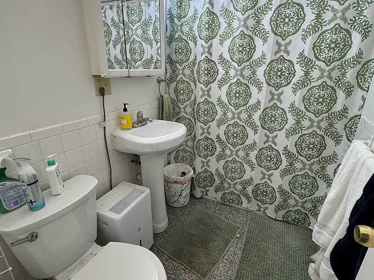 37 Egremont Rd #2 — Photo 12