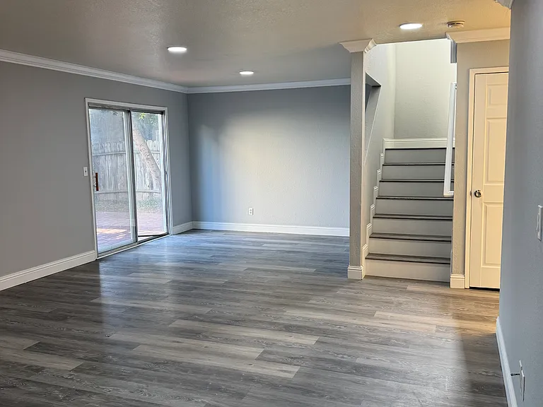 126 Adobe Ct — Photo 3