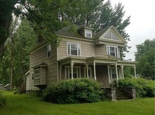 446 E Broadway St, Cape Vincent, NY 13618