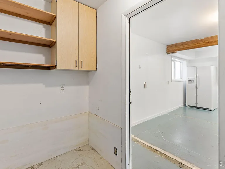4800 Kenai Ave #2 — Photo 3