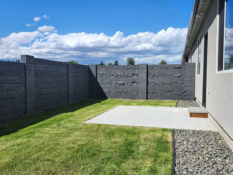 2112 N Road 52 — Photo 26
