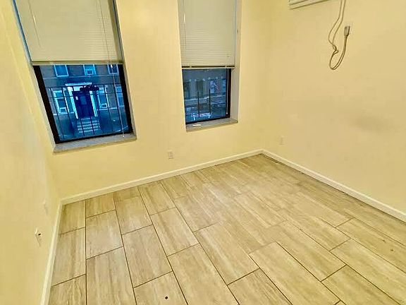 4th image of 34-33 43rd St #F2