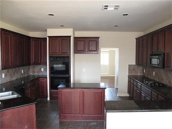 3rd image of 18803 Fortrose Garden Ct