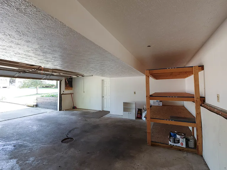 4762 W Farnhurst Rd — Photo 33