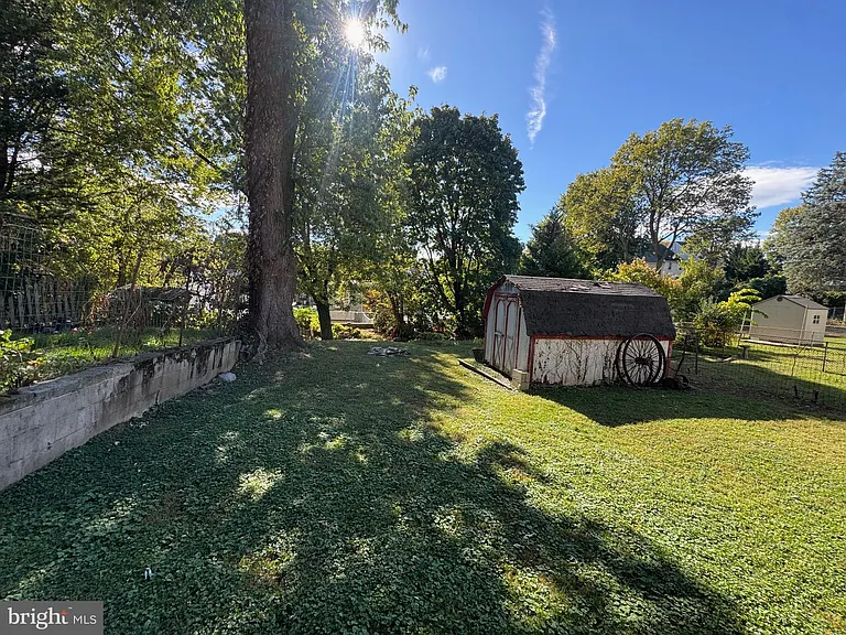 317 W 4th Ave — Photo 36