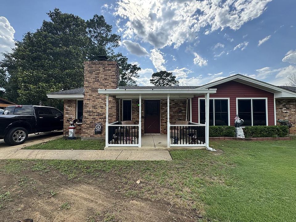 1st image of 345 Geary Dr