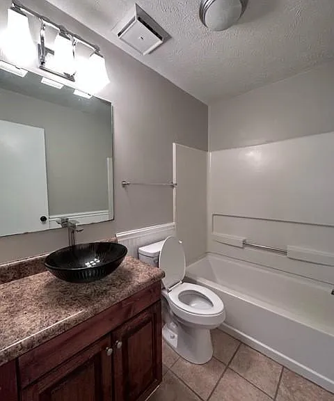 667 Bartons Landing Pl #1 — Photo 14