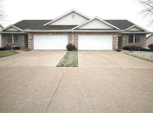 1715 E 6th St, Coal Valley, IL