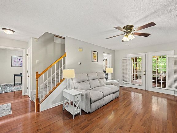 2nd image of 153 Smiths Creek Dr