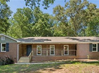 642 Sheppard Rd, Stone Mountain, GA 30083