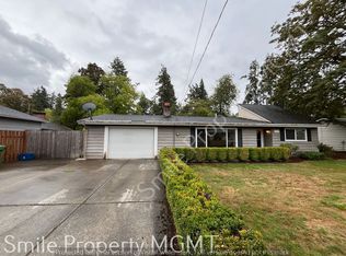 5998 SW Shakespeare St, Lake Oswego, OR 97035