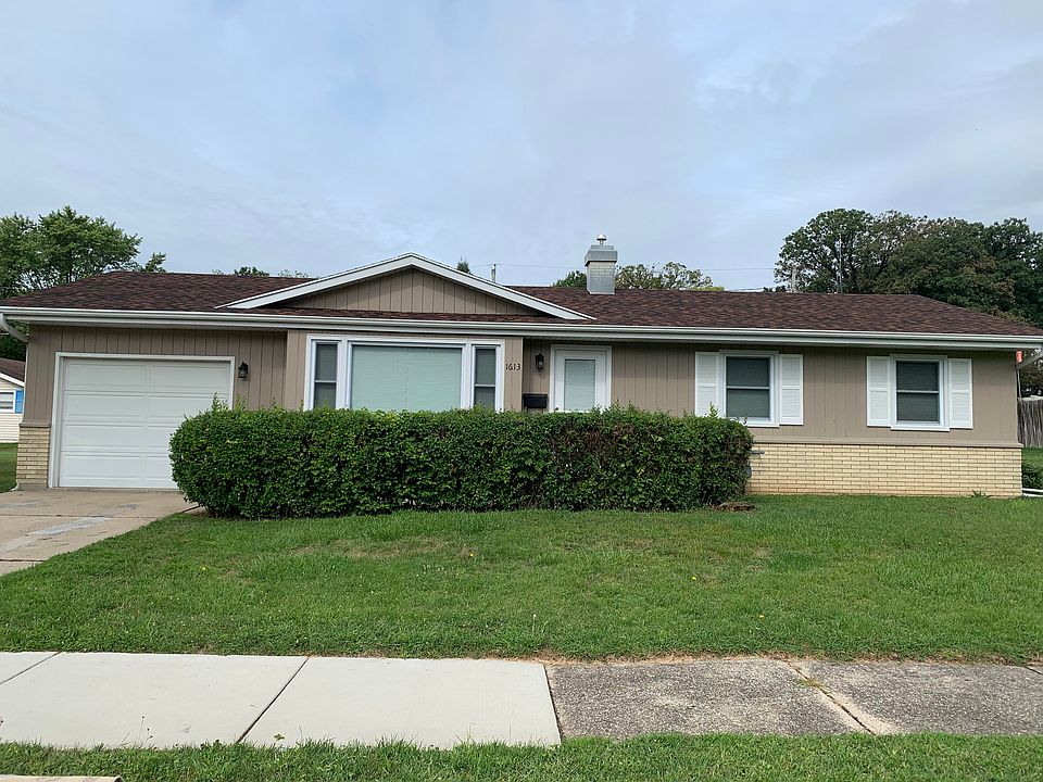 1st image of 1613 N Oakhill Ave