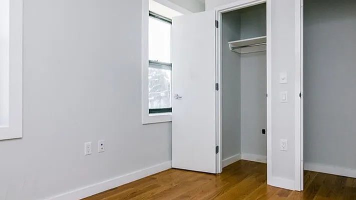 Rented by Nooklyn NYC LLC | media 38