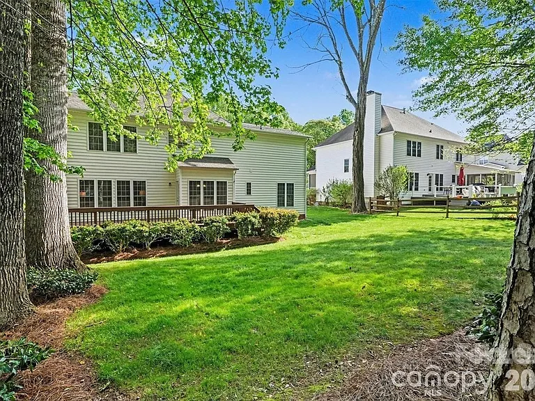 16919 Laureate Rd — Photo 12