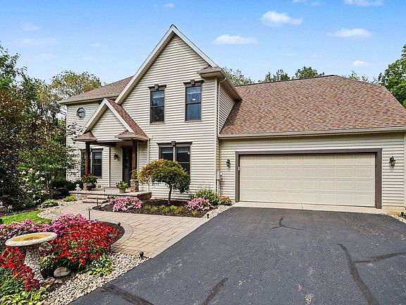 3rd image of 6457 Oak Ct