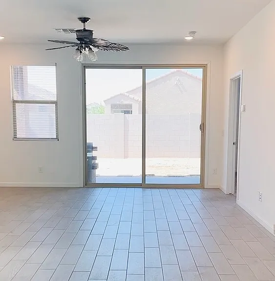 40618 W Sunland Dr — Photo 23