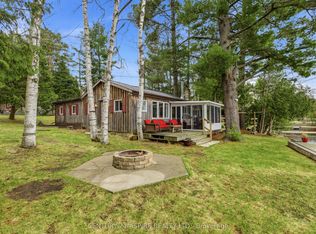 1023 Perry Point Ln, North Frontenac, ON K0H1B0