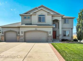 9086 S Coppering Ave, West Jordan, UT 84081