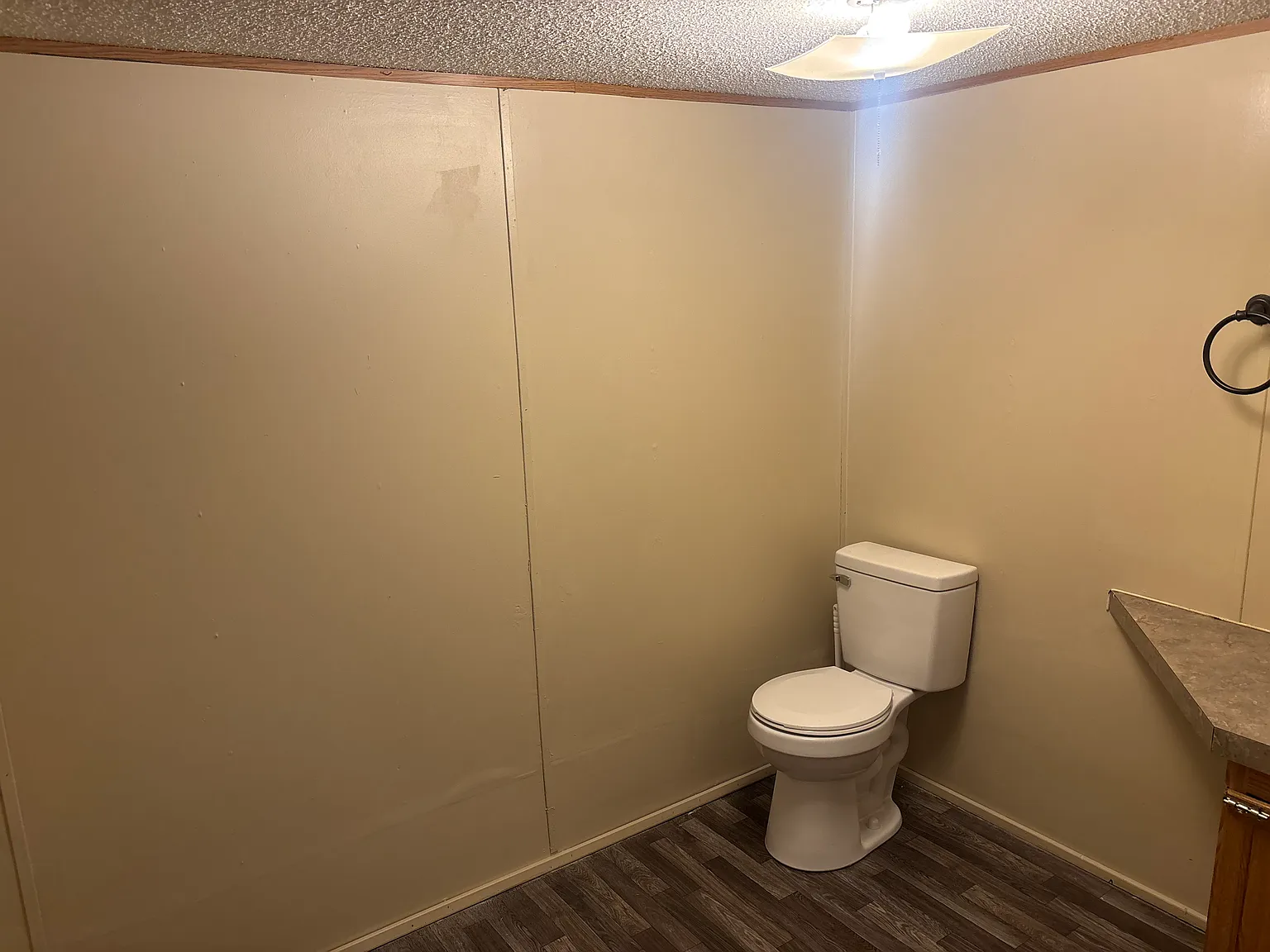 3 bed, 1000 sqft, $800 — Photo 1