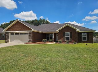 102 Brookestone Dr, Enterprise, AL 36330