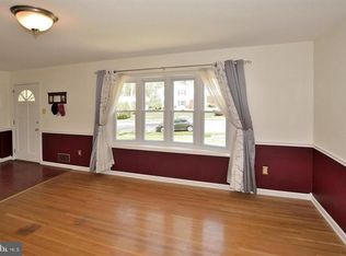 8303 Brixton St, Springfield, VA 22152