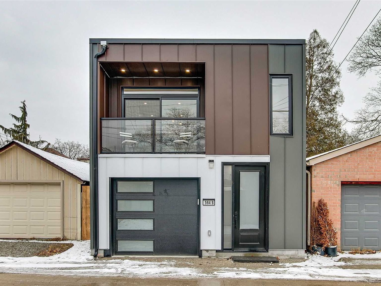 564R Beresford Ave, Toronto, ON M6S 3B3 Zillow