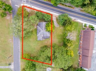 2102 Bolton Rd NW, Atlanta, GA 30318