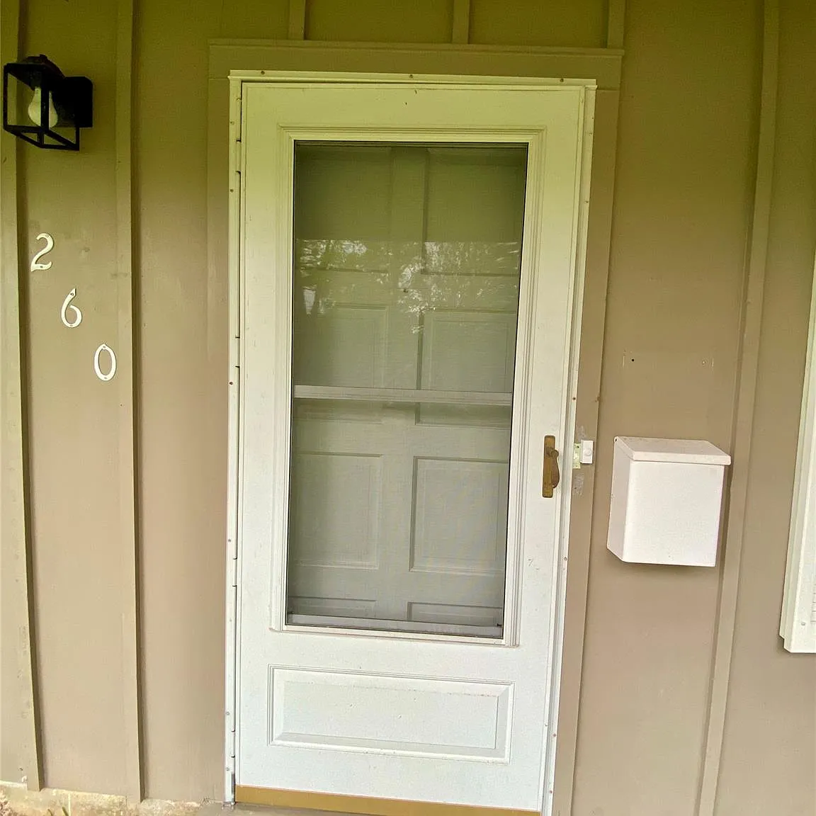 3 bed, 2.0 bath, 1420 sqft, $1,995 — Photo 3