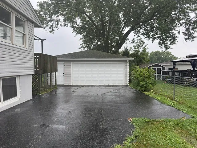 236 E Rose St — Photo 20