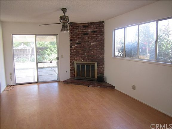 5th image of 12600 Mayhill Ave