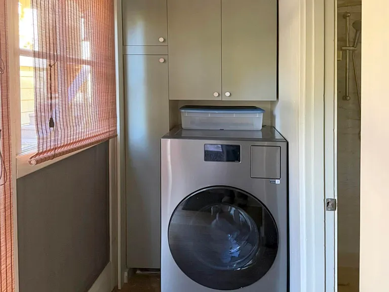 San Leandro Ln — Photo 10