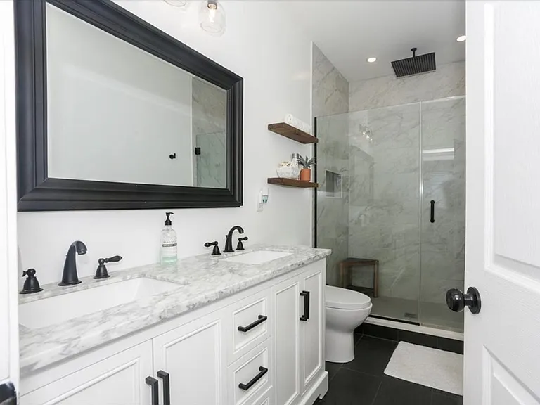 Trident Ave — Photo 9