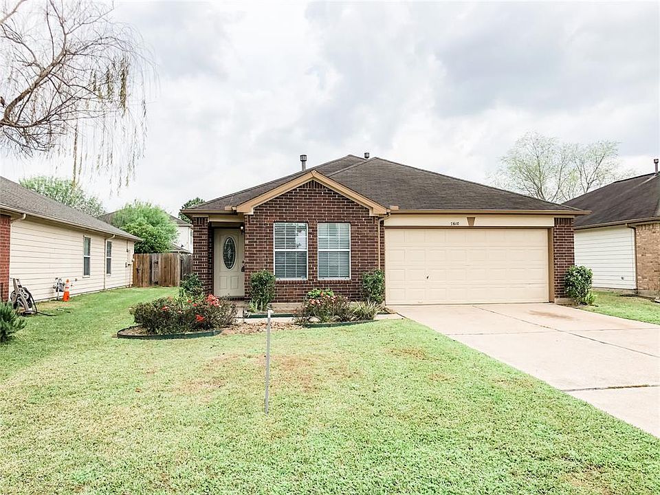 1st image of 7610 Sisterdale Dr