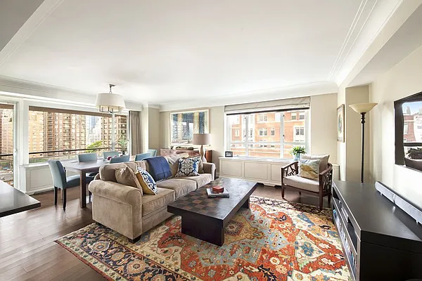 Sold by Stribling | media 26