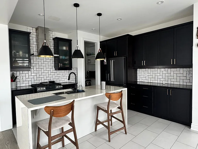 1509 Honey Locust Pl — Photo 5