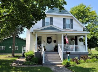 553 Center St, Sebewaing, MI 48759