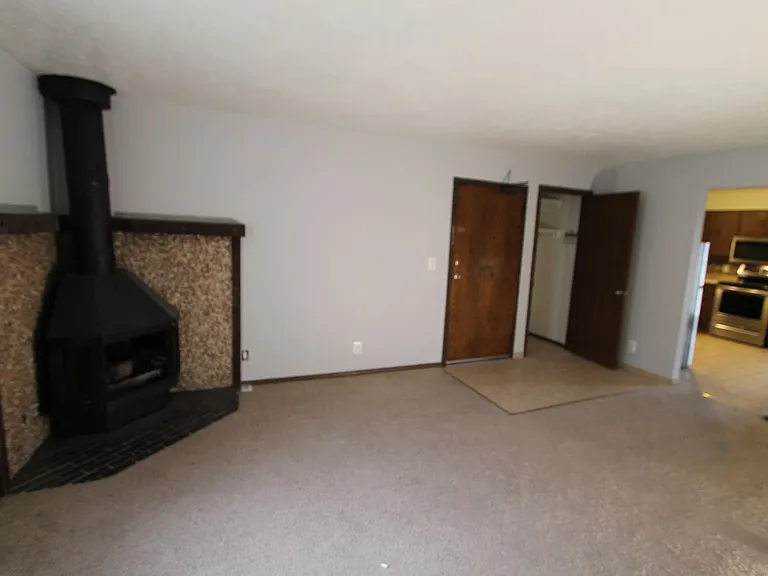 Briggs Point — Photo 104