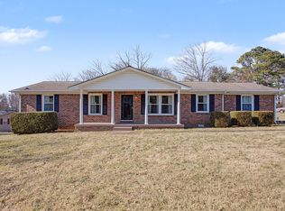 605 Crestland Dr, Columbia, TN 38401