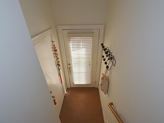 2nd image of 118 McGowen St Unit C