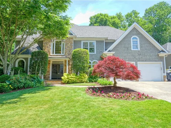 958 Glenverness Dr, Marietta, GA 30068