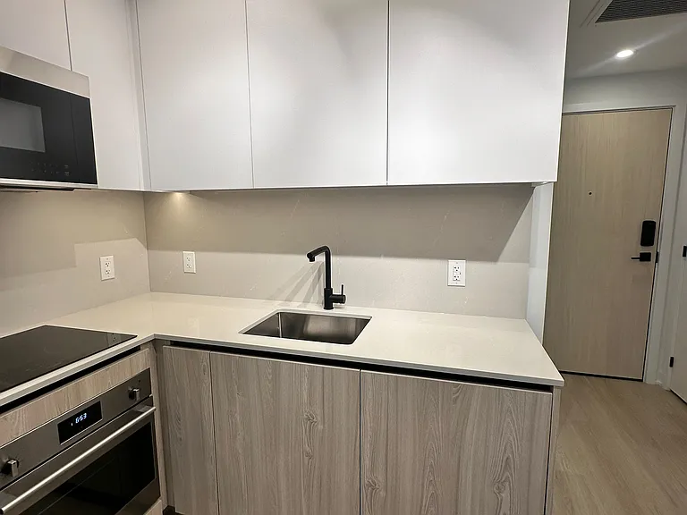 699 Sheppard Ave E #217 — Photo 29