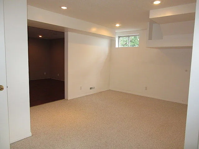 4615 117a St NW — Photo 8
