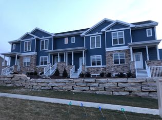 4361 Eagle Ridge Ln APT 1, Windsor, WI 53598