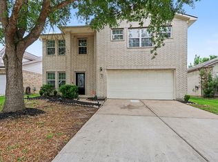 2705 Golden Creek Ln, Pearland, TX 77584