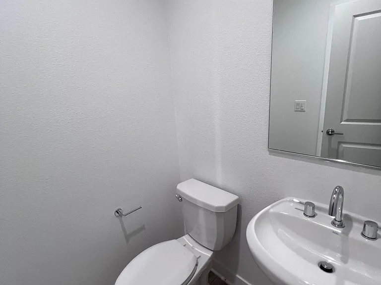 364 Volary Gln — Photo 11