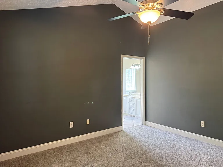 105 Owls Nest Ct — Photo 18